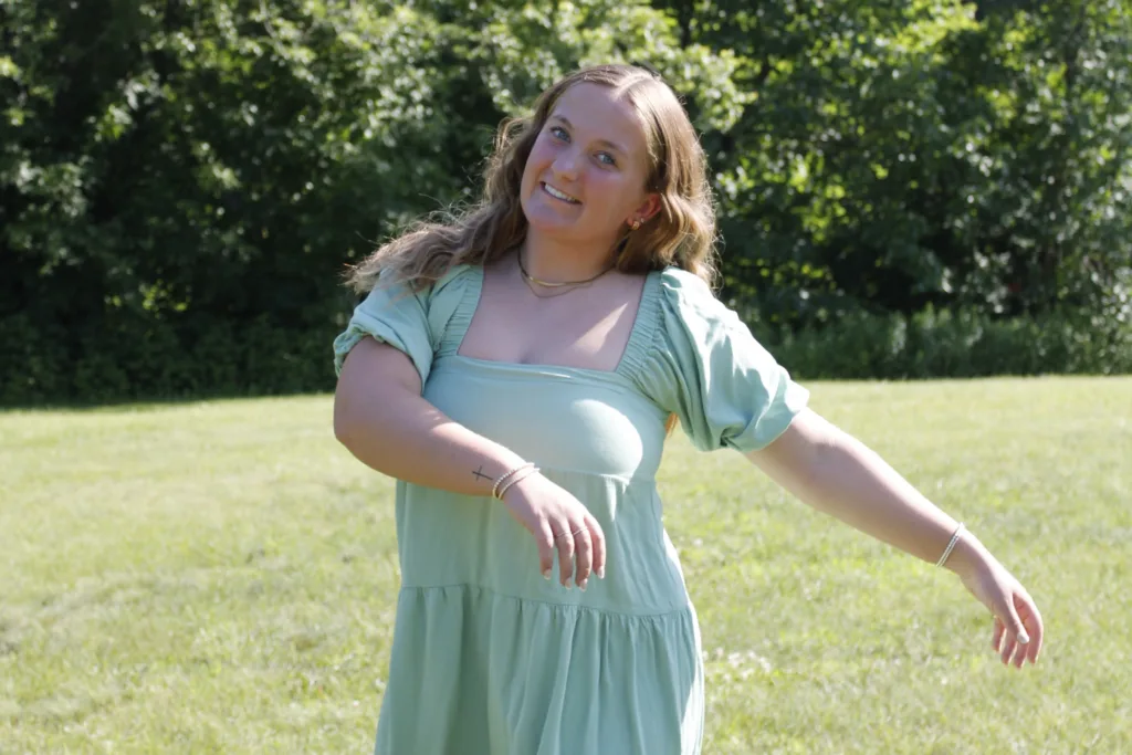 Samantha Dingmann Pic 3 2