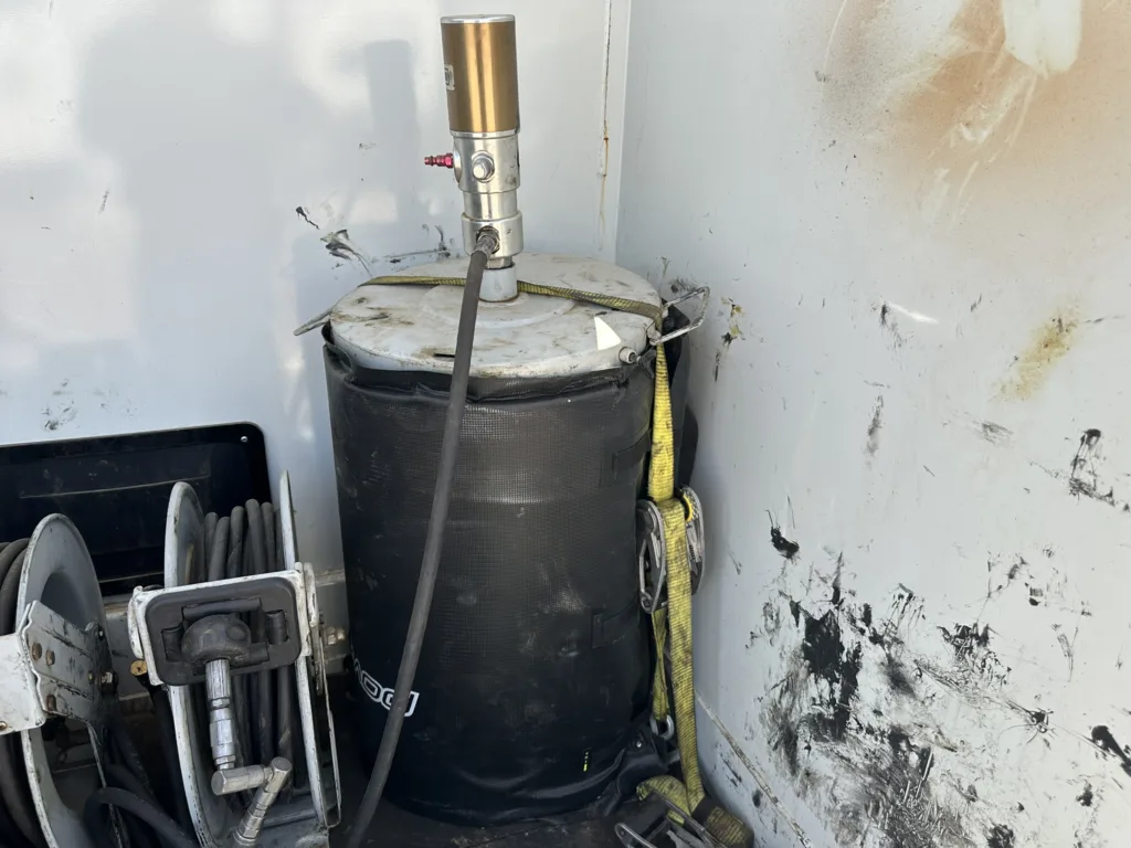 C2425700115