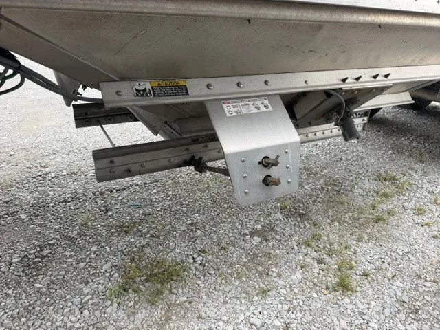 C279480017